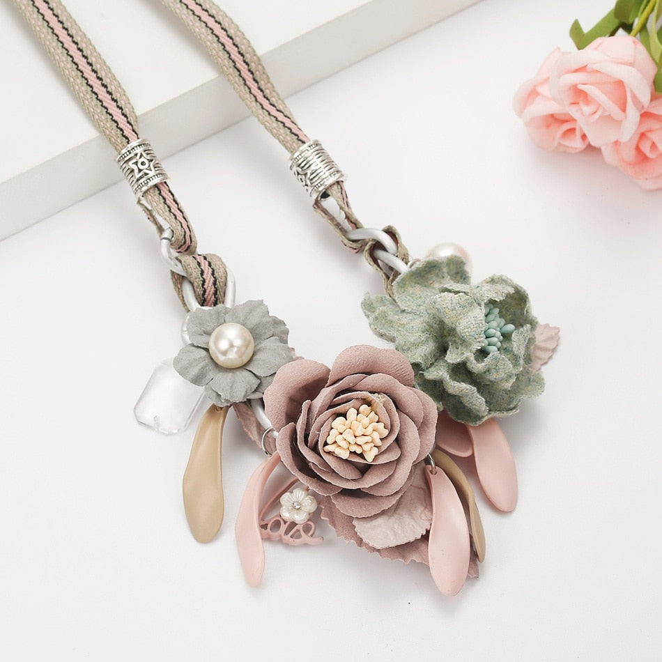Flower Vintage Lady Choker Necklaces for Women - My Treasure Barn